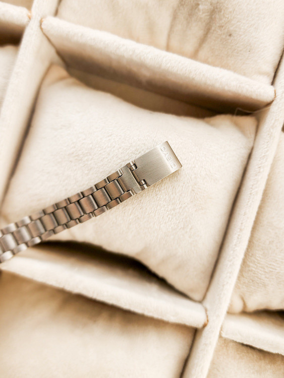 خرید اینترنتی ساعت ست زنانه و مردانه مدل کاسیو مربع رنگ سیلور صفحه سبز یه کار متفاوت و خاص اصفهان