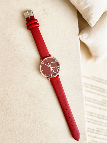 خرید اینترنتی ساعت دخترانه و زنانه مدل چرم فیونی رنگ قرمز کیفیت عالی و فوق العاده پر فروش اصفهان