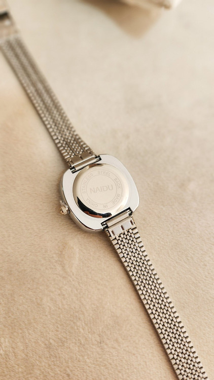 خرید اینترنتی ساعت دخترانه