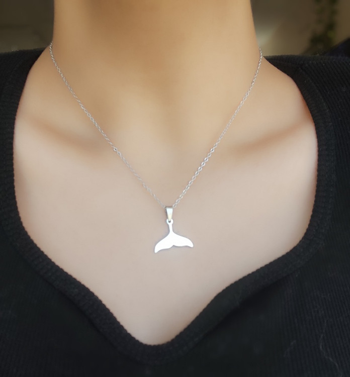 خرید اینترنتی گردنبند دم وال