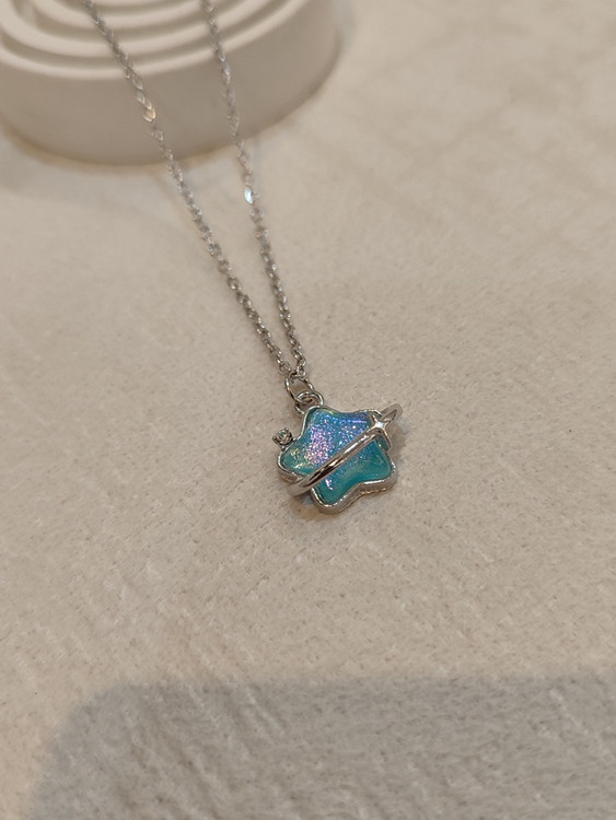 خرید اینترنتی گردنبند ستاره زحلی