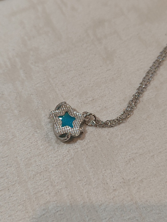 خرید اینترنتی گردنبند ستاره زحلی