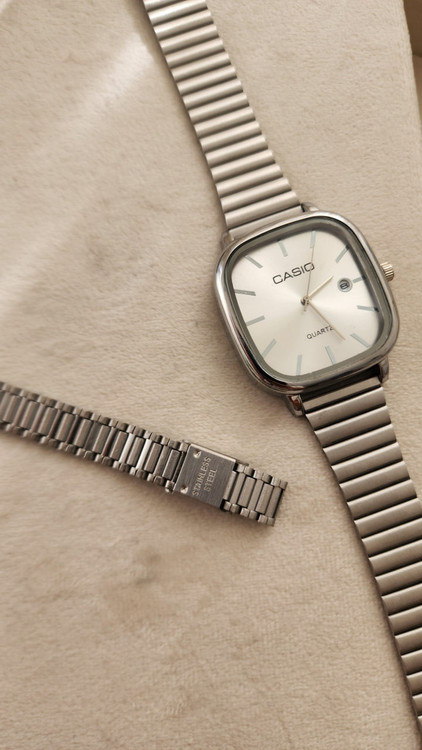 خرید اینترنتی ساعت ست زنانه و مردانه