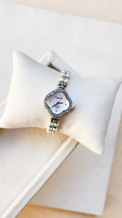 خرید اینترنتی ساعت دخترانه