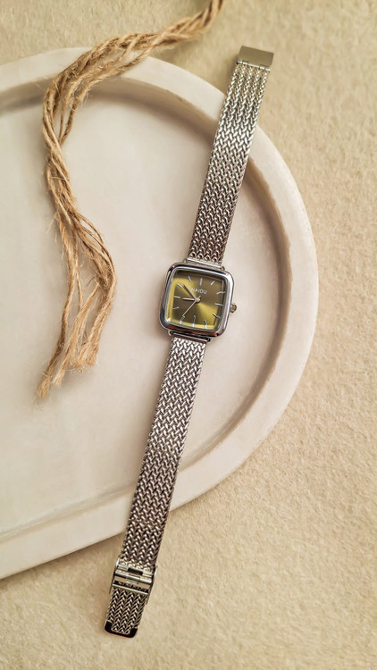 خرید اینترنتی ساعت دخترانه