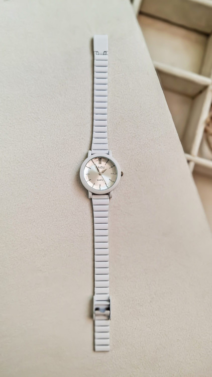 خرید اینترنتی ساعت دخترانه