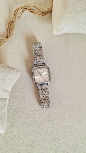 خرید اینترنتی ساعت دخترانه