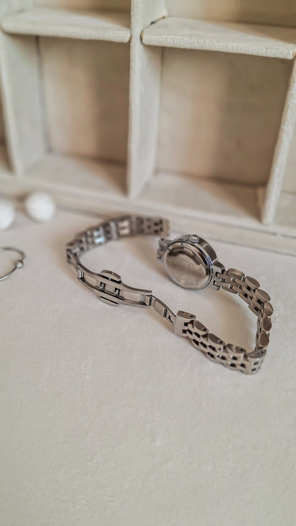 خرید اینترنتی ساعت دخترانه