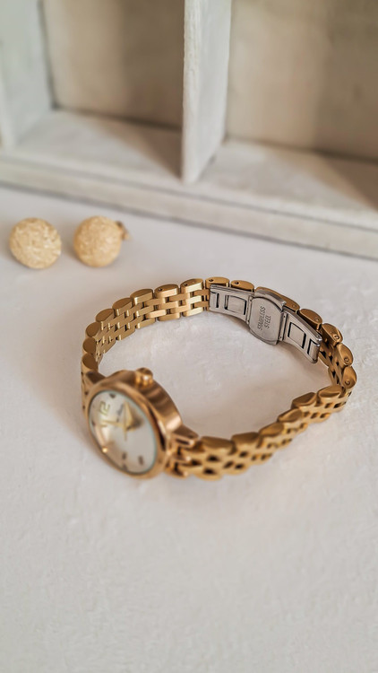 خرید اینترنتی ساعت دخترانه