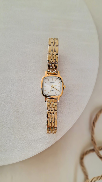 خرید اینترنتی ساعت دخترانه مدل نایدو