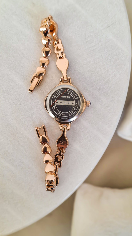 خرید اینترنتی ساعت دخترانه