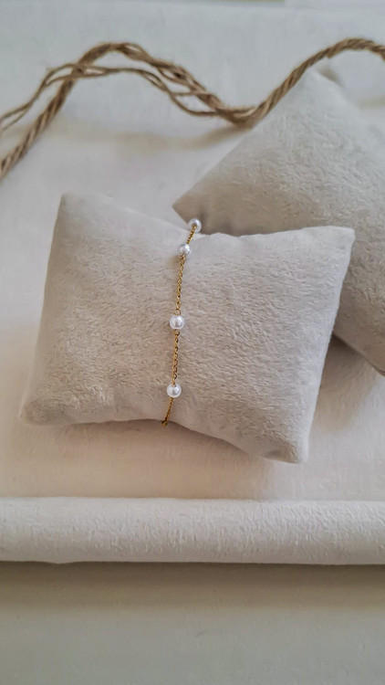 خرید اینترنتی دستبند زنانه