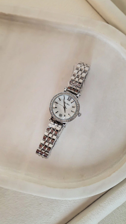 خرید اینترنتی ساعت دخترانه