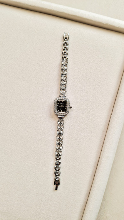 خرید اینترنتی ساعت دخترانه