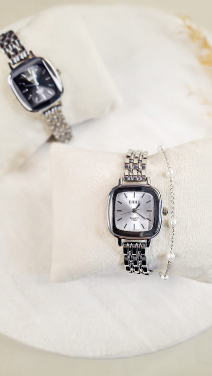 خرید اینترنتی ساعت دخترانه