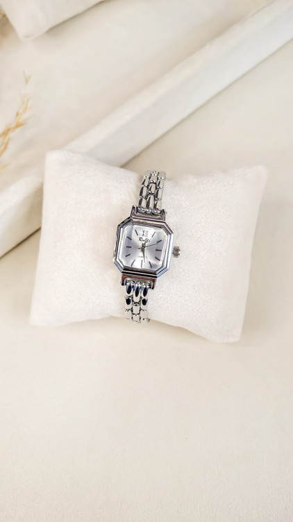 خرید اینترنتی ساعت دخترانه