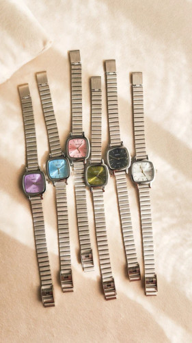 ساعت دخترانه نایدو کد3 رنگ بندی متنوع کد 1504